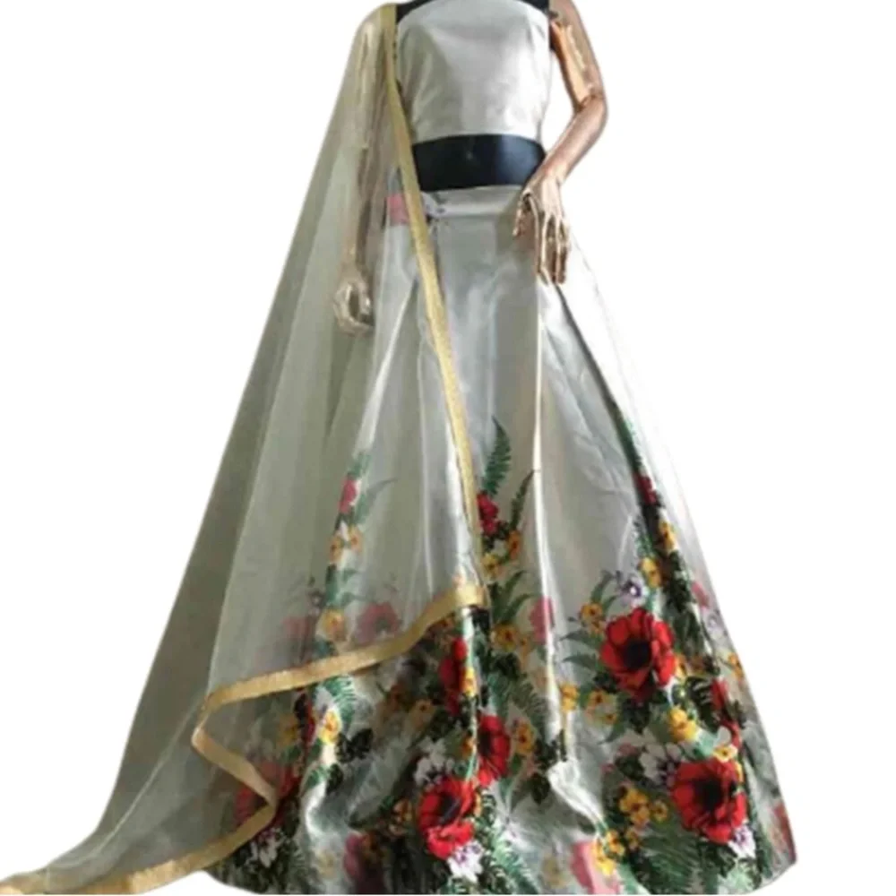 Floral printed lengha with blouse and dupatta. - Picture 2 of 5